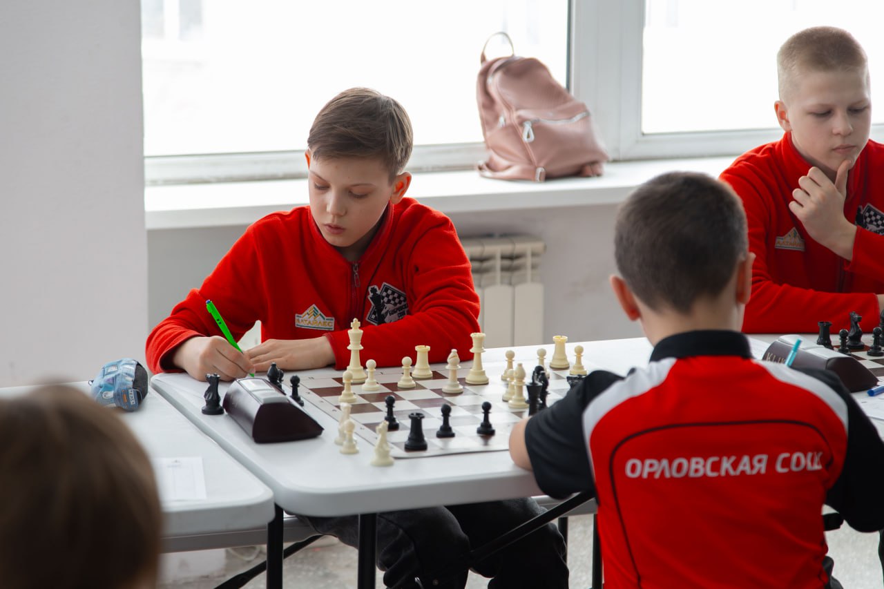 Лучшие краевые шахматисты-школьники встретились в Барнауле на финалах соревнований «Белая ладья», «Дебют» и «Шахматное поле» Лучшие краевые шахматисты-школьники встретились в Барнауле на финалах соревнований «Белая ладья», «Дебют» и «Шахматное поле»