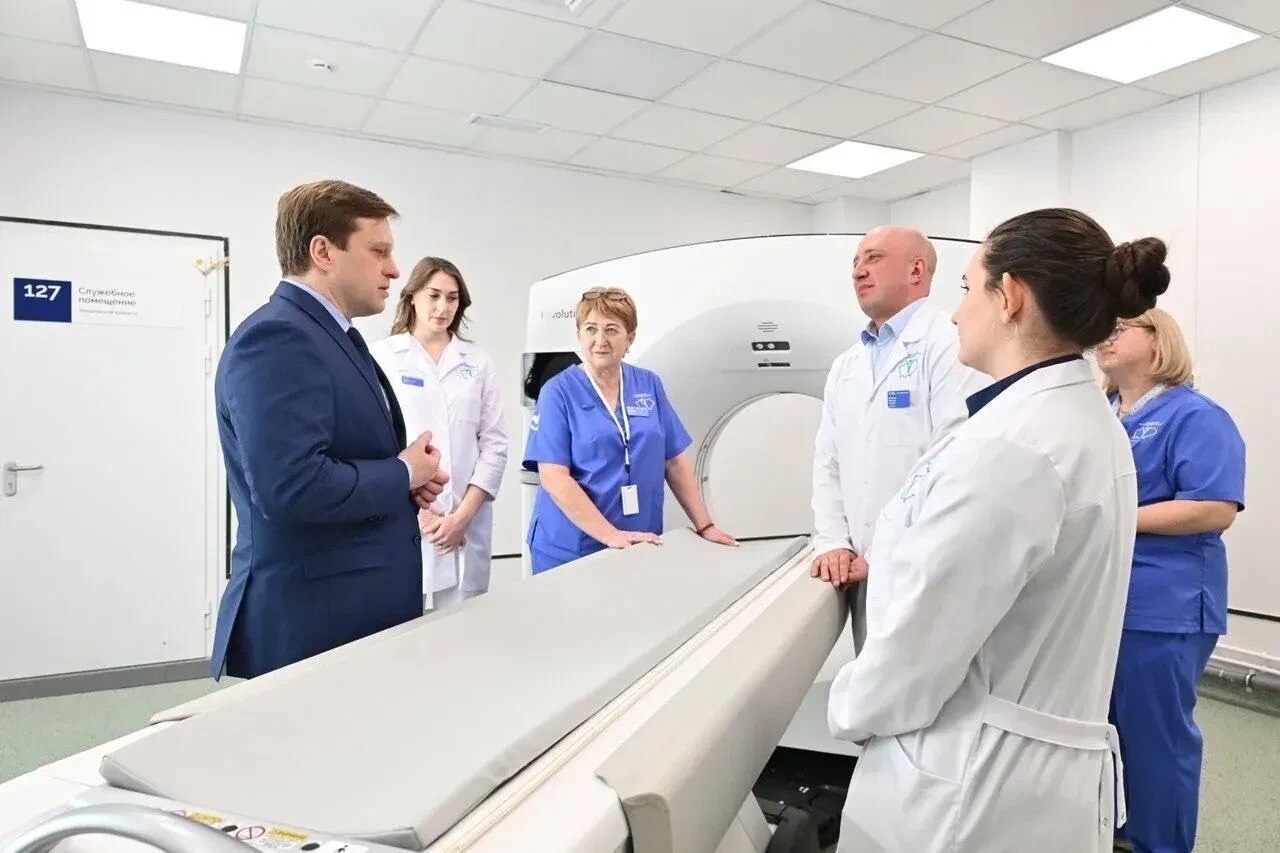 Миллиарды на медицину, новые поликлиники и кадры: о чём говорили на коллегии минздрава Миллиарды на медицину, новые поликлиники и кадры: о чём говорили на коллегии минздрава