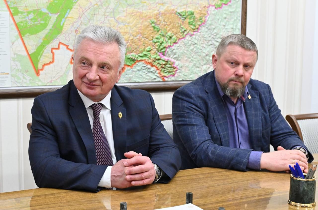 Виктор Томенко: Барнаульский военно-спортивный клуб «Борец», созданный более полувека назад, вошел в состав международной ассоциации ветеранов «Альфа», которая объединяет бывших сотрудников спецслужб Виктор Томенко: Барнаульский военно-спортивный клуб «Борец», созданный более полувека назад, вошел в состав международной ассоциации ветеранов «Альфа», которая объединяет бывших сотрудников спецслужб