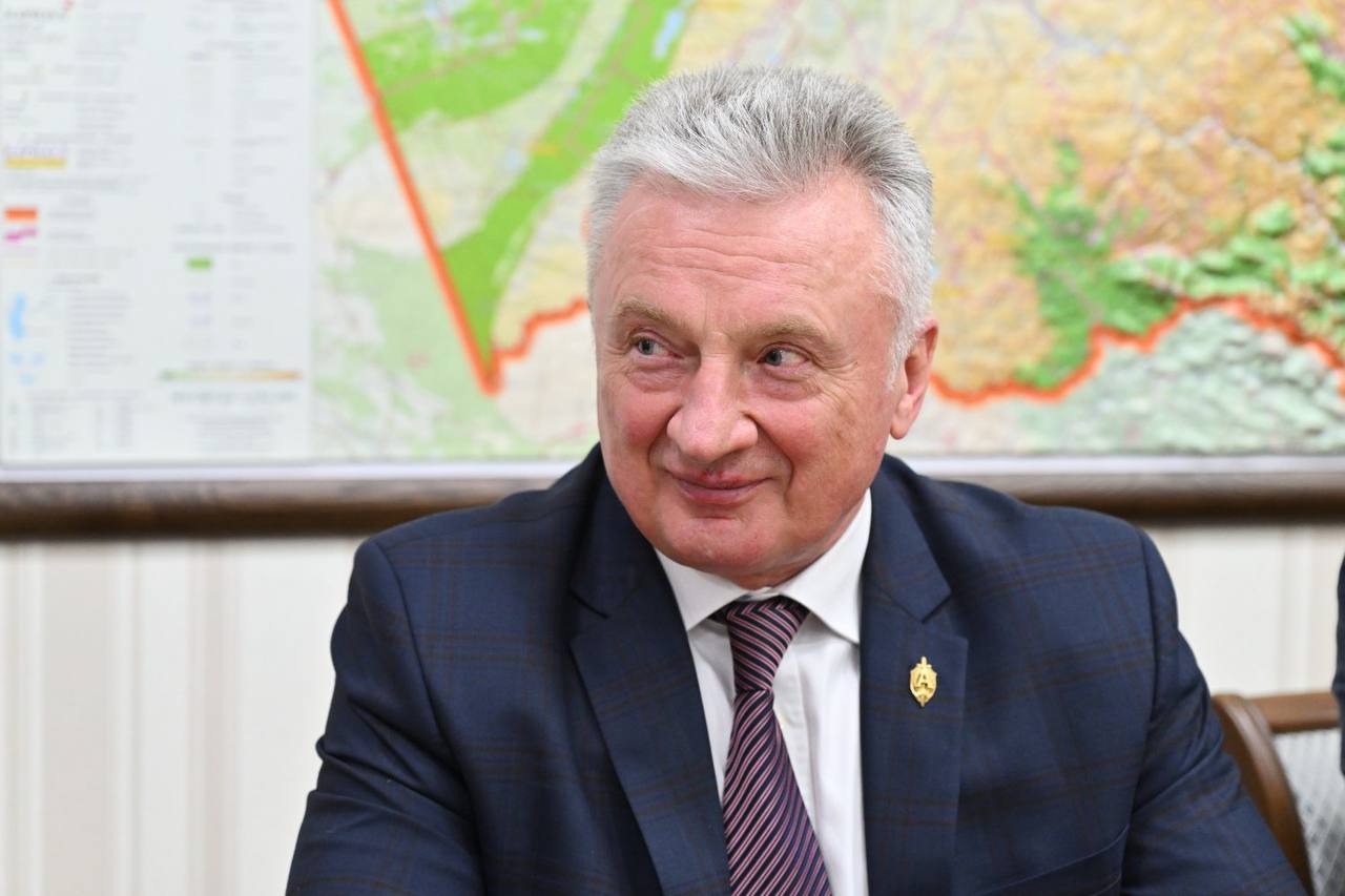 Виктор Томенко: Барнаульский военно-спортивный клуб «Борец», созданный более полувека назад, вошел в состав международной ассоциации ветеранов «Альфа», которая объединяет бывших сотрудников спецслужб Виктор Томенко: Барнаульский военно-спортивный клуб «Борец», созданный более полувека назад, вошел в состав международной ассоциации ветеранов «Альфа», которая объединяет бывших сотрудников спецслужб