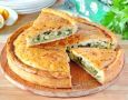 Нежный пирог с яйцами и зеленым луком: простота в каждом кусочке