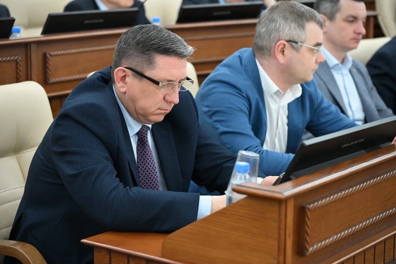 Депутаты краевого парламента обсудили план дорожных работ в Алтайском крае на 2026 год Депутаты краевого парламента обсудили план дорожных работ в Алтайском крае на 2026 год