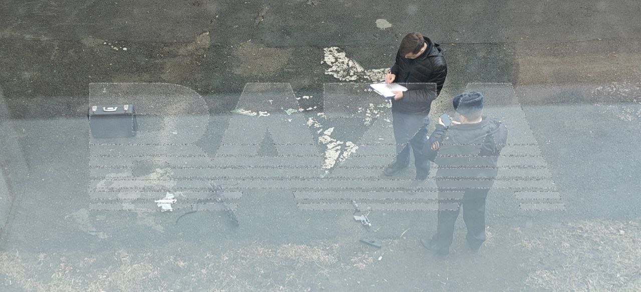 Челябинский подросток пришел в школу с арбалетом и сигнальным пистолетом и выстрелил в одноклассницу