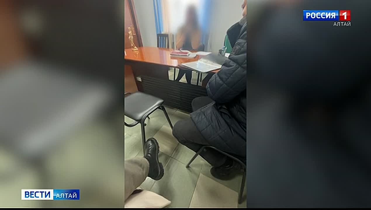 В Алтайском крае задержали группу псевдоюристов, которые занимались обманом семей военнослужащих