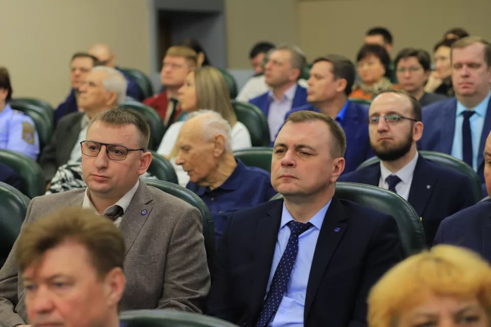 Сегодня состоялось 36-е заседание Думы Бийска Сегодня состоялось 36-е заседание Думы Бийска