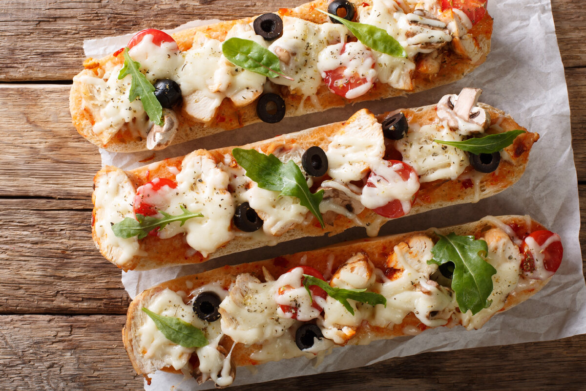 Сытный сэндвич с курицей гриль