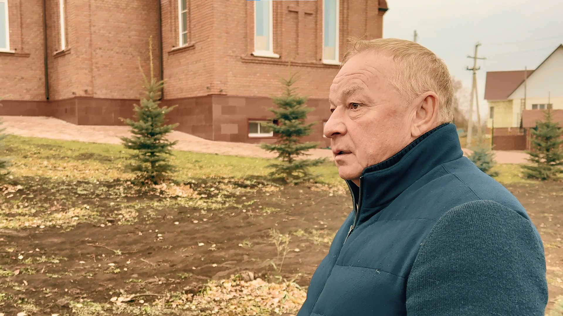 Алтайский бизнесмен возводит памятник погибшим бойцам СВО в посёлке Комсомольском Алтайский бизнесмен возводит памятник погибшим бойцам СВО в посёлке Комсомольском