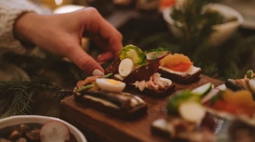 ������� ������ 5 ��������, ������� ��������� �������� � ������ ����