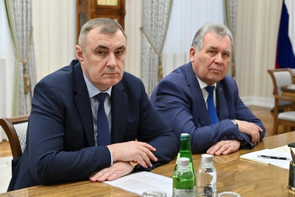 Центральный пограничный ансамбль ФСБ России выступил в Алтайском крае в рамках масштабной патриотической акции Центральный пограничный ансамбль ФСБ России выступил в Алтайском крае в рамках масштабной патриотической акции