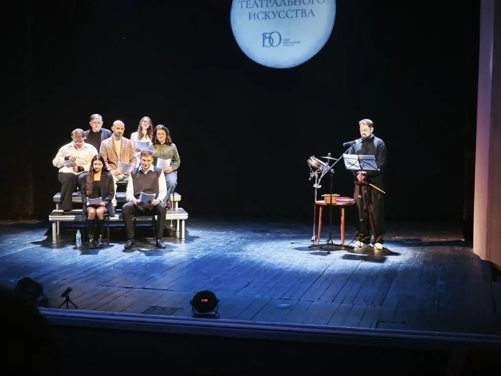 В Бийском драматическом театре прошла всероссийская акция «Ночь театрального искусства», приуроченная к 150-летию Союза театральных деятелей России В Бийском драматическом театре прошла всероссийская акция «Ночь театрального искусства», приуроченная к 150-летию Союза театральных деятелей России