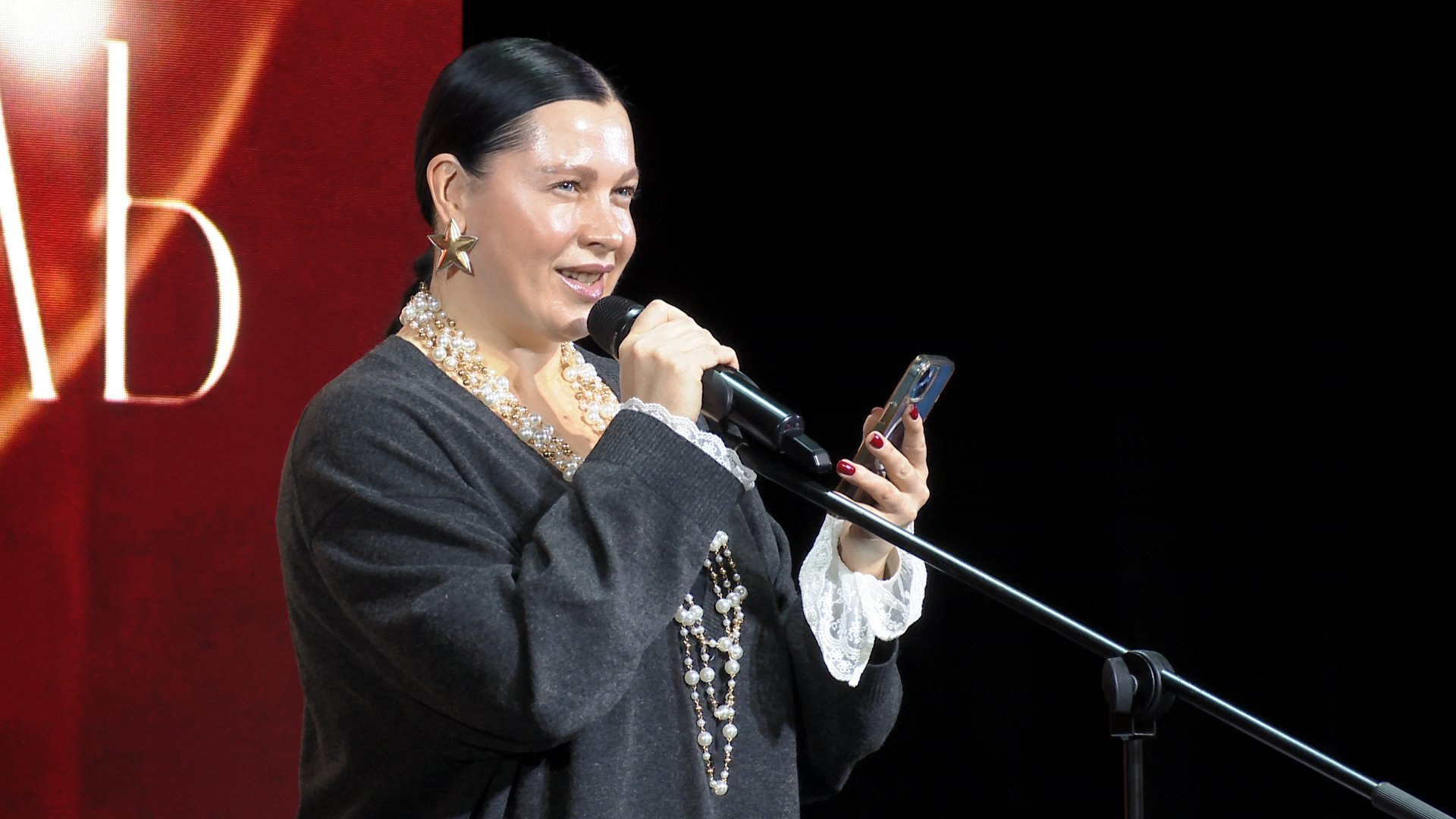 Форум женского предпринимательства «С любовью о бизнесе. Твоя роль» в третий раз собрал участниц со всего Алтайского края Форум женского предпринимательства «С любовью о бизнесе. Твоя роль» в третий раз собрал участниц со всего Алтайского края