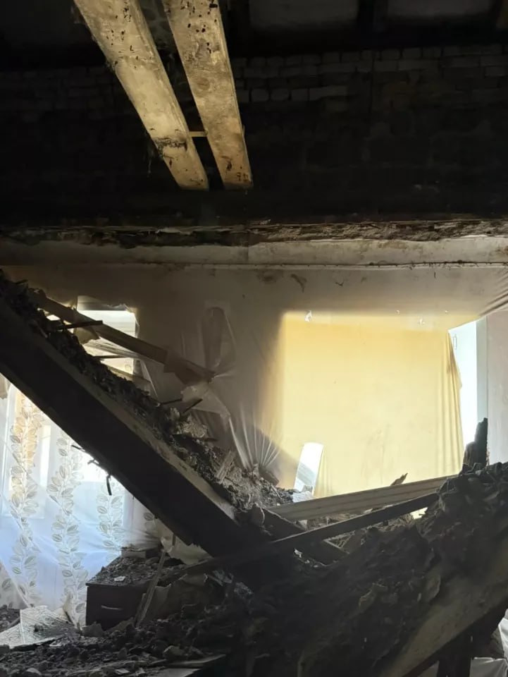 Потолочное перекрытие обрушилось в жилом доме в Рубцовске