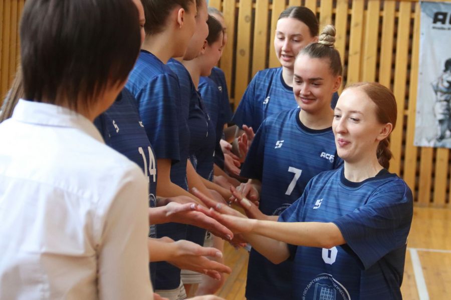 В Барнауле прошёл квалификационный баскетбольный турнир Кубка АСБ среди женских команд В Барнауле прошёл квалификационный баскетбольный турнир Кубка АСБ среди женских команд