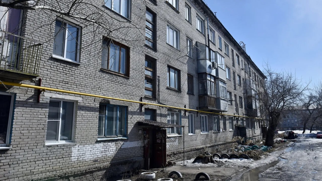 Состояние аварийного дома на Тимуровской, 37 в Барнауле проверяют дважды в день Состояние аварийного дома на Тимуровской, 37 в Барнауле проверяют дважды в день