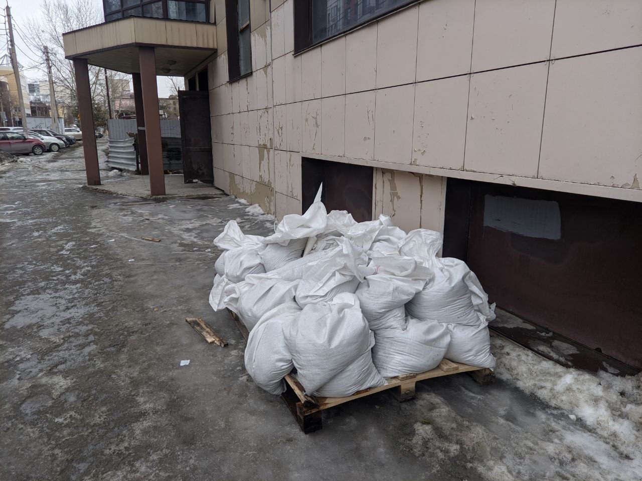 В Барнауле на Социалистическом проспекте ограничат движение В Барнауле на Социалистическом проспекте ограничат движение