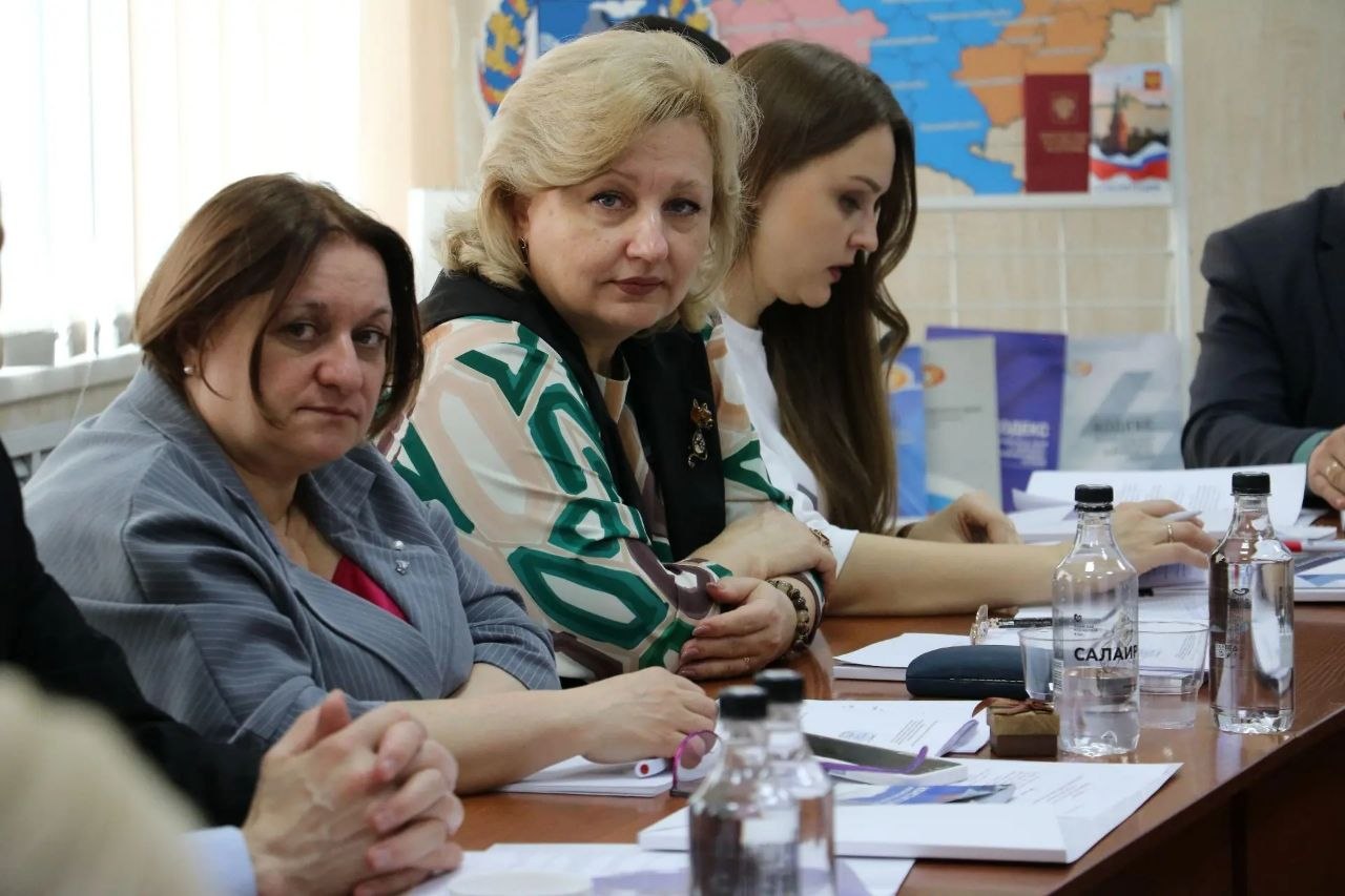 Реализацию крупных образовательно-просветительских проектов Крайизбиркома обсудили в ходе заседания Научно-методического совета и экспертной площадки Реализацию крупных образовательно-просветительских проектов Крайизбиркома обсудили в ходе заседания Научно-методического совета и экспертной площадки