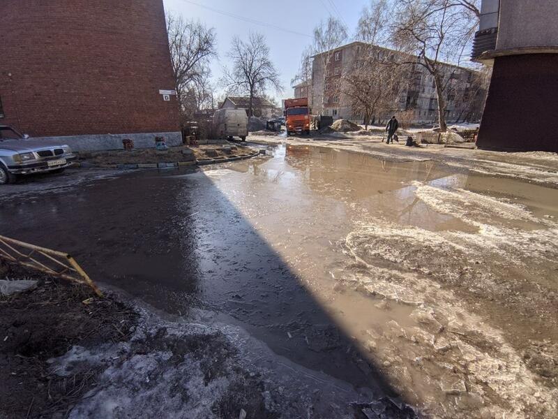 Лужасы нашего городка! Как Барнаул "поплыл" с приходом тепла Лужасы нашего городка! Как Барнаул "поплыл" с приходом тепла