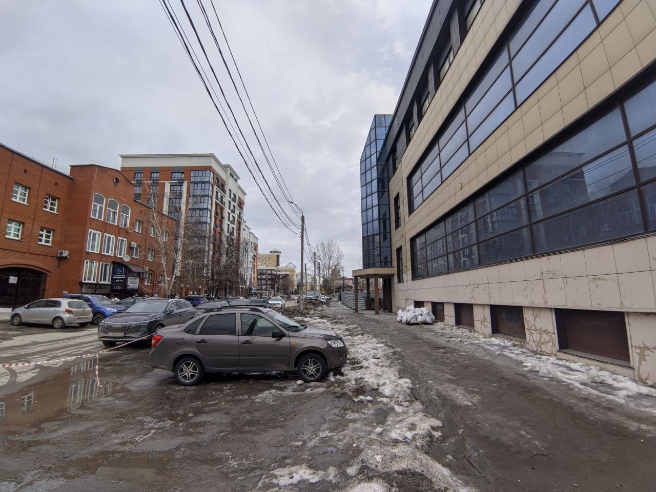 В Барнауле на Социалистическом проспекте ограничат движение В Барнауле на Социалистическом проспекте ограничат движение