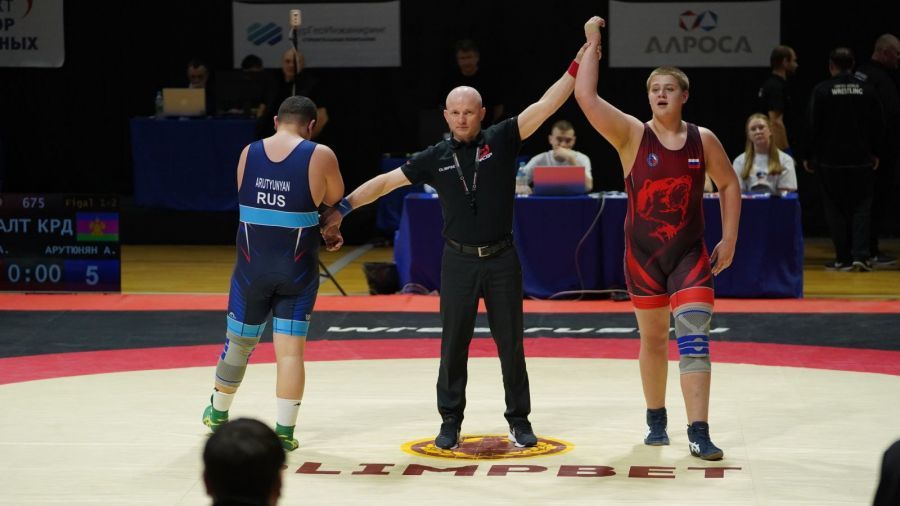 ���� ������ � ���������� ���������� ������ �� �����-������� ������ ����� ������ �� 16 ���