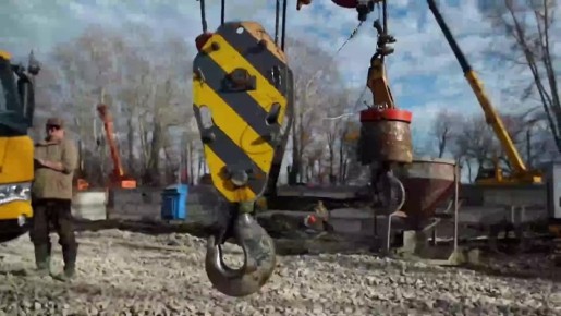 ����� ����������� ������ �� 350 �������� � ���� �����