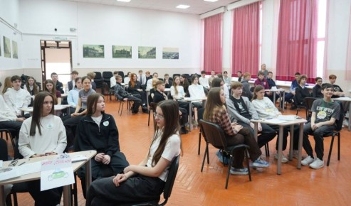 В школе № 25 Бийска состоялась городская программа «Химический калейдоскоп»