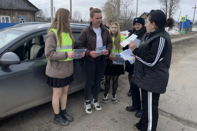 Госавтоинспекция Тальменского района провели акцию «Движение с уважением» Госавтоинспекция Тальменского района провели акцию «Движение с уважением»
