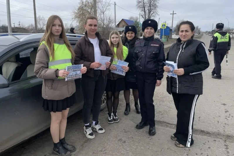 Госавтоинспекция Тальменского района провели акцию «Движение с уважением» Госавтоинспекция Тальменского района провели акцию «Движение с уважением»