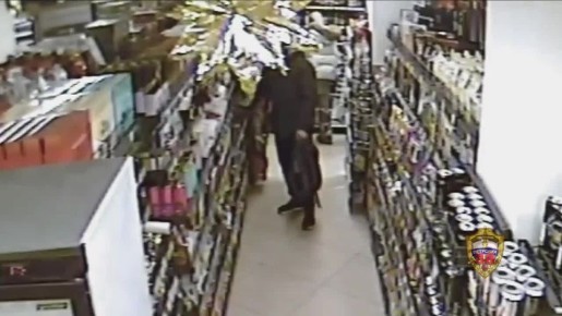 37-летний москвич-сладкоежка похитил из магазина 98 плиток шоколада