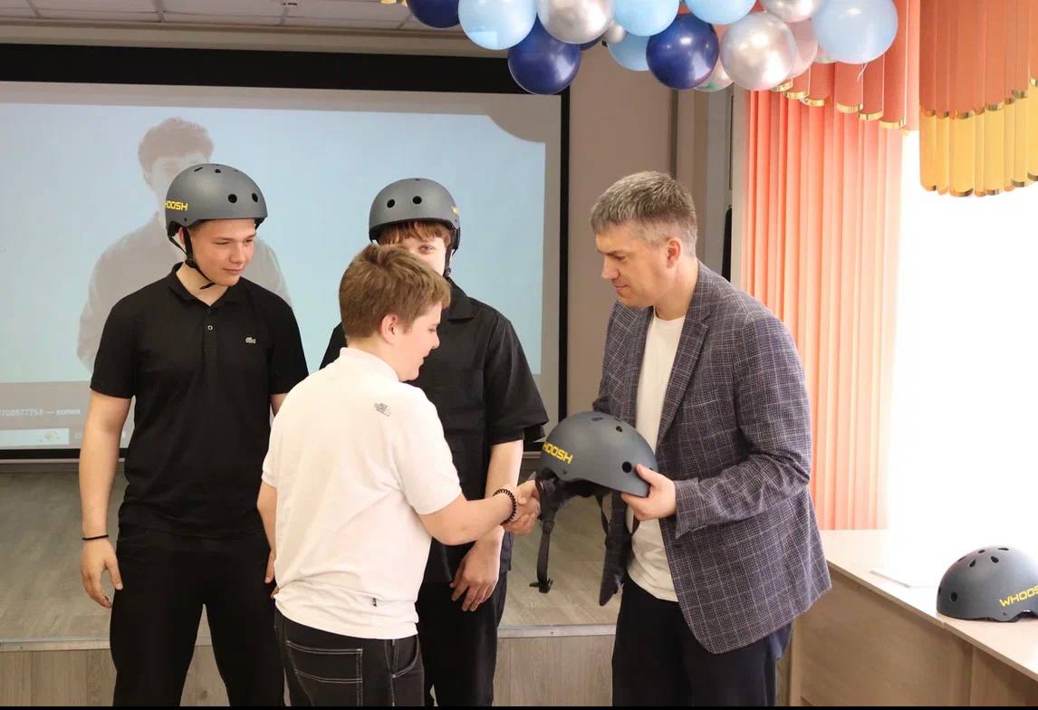 Дорожный ликбез: что нужно знать о СИМ и мопедах Дорожный ликбез: что нужно знать о СИМ и мопедах