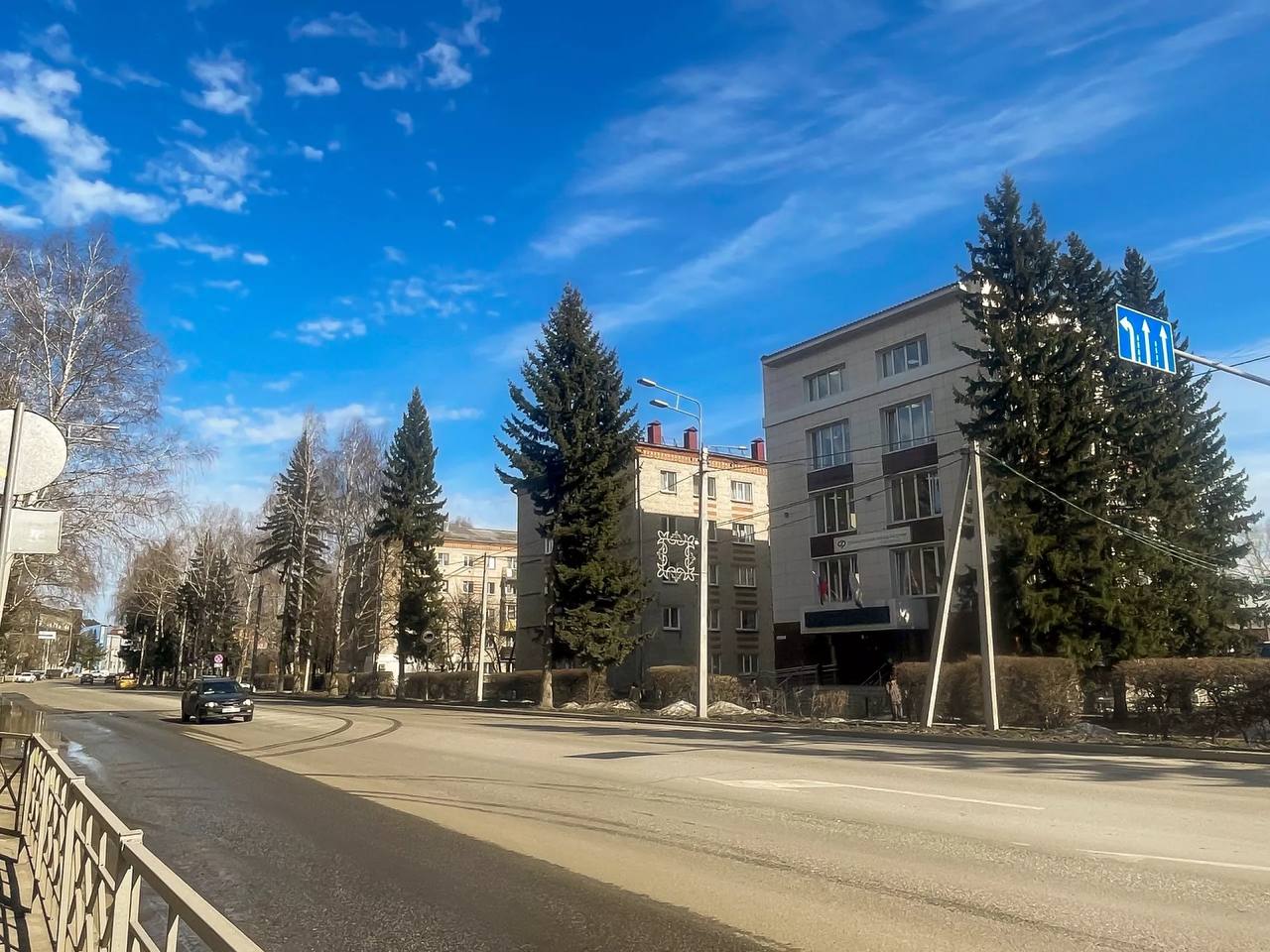 Горно-Алтайск встречает весну Горно-Алтайск встречает весну