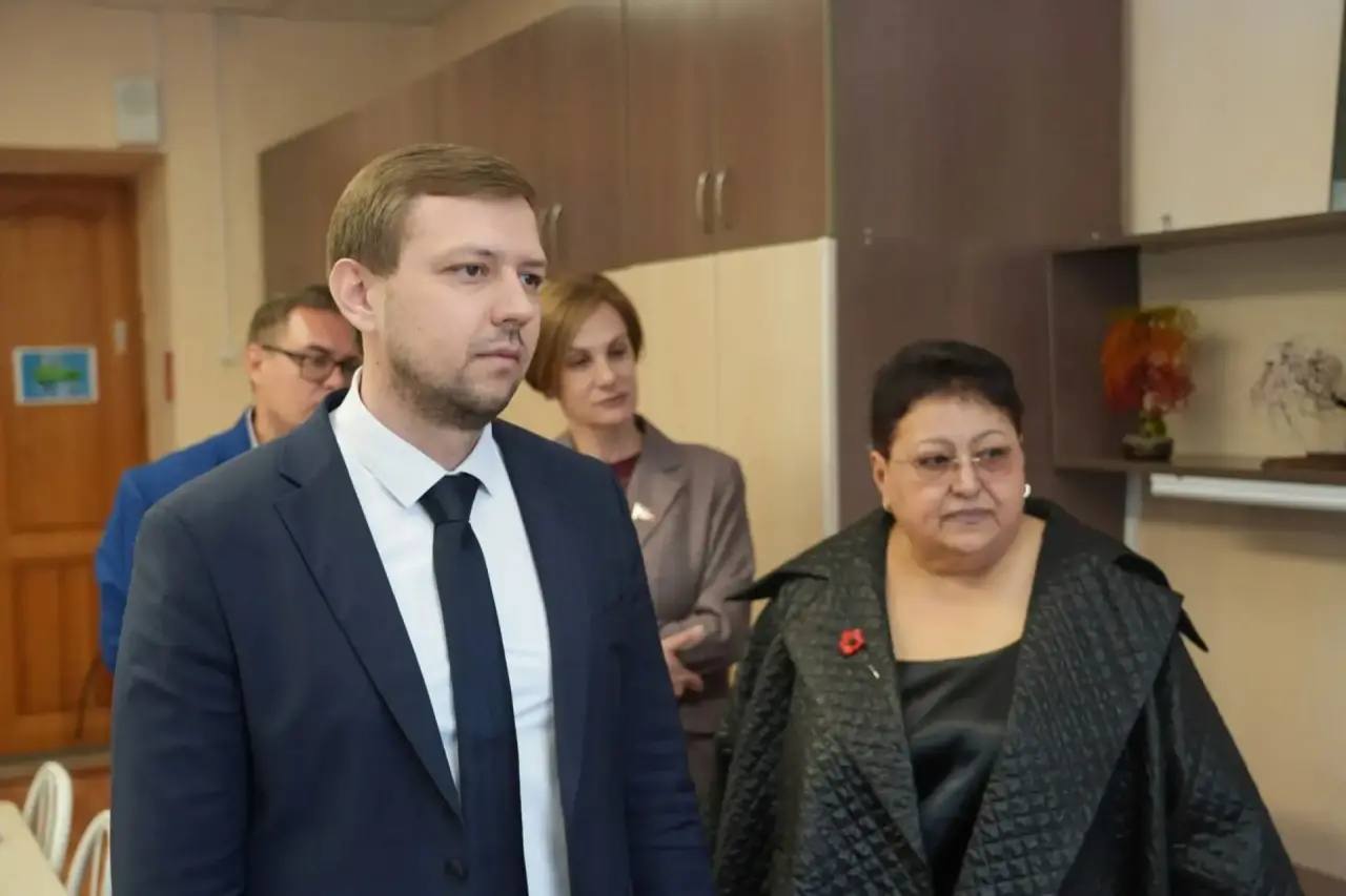 Бийск принимает участников II Всероссийского фестиваля образовательных технологий «Мысль. Опыт. Мастерство» Бийск принимает участников II Всероссийского фестиваля образовательных технологий «Мысль. Опыт. Мастерство»