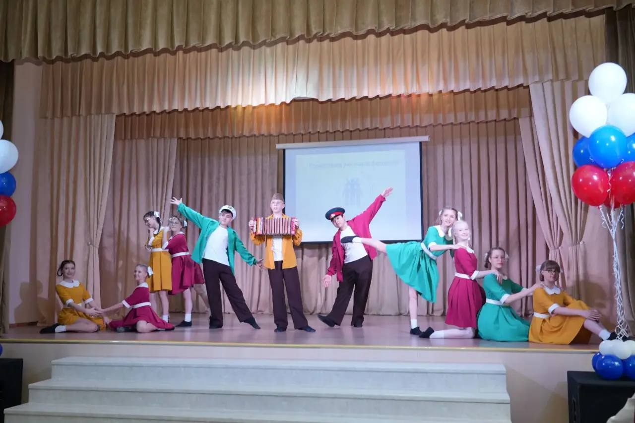 Бийск принимает участников II Всероссийского фестиваля образовательных технологий «Мысль. Опыт. Мастерство» Бийск принимает участников II Всероссийского фестиваля образовательных технологий «Мысль. Опыт. Мастерство»