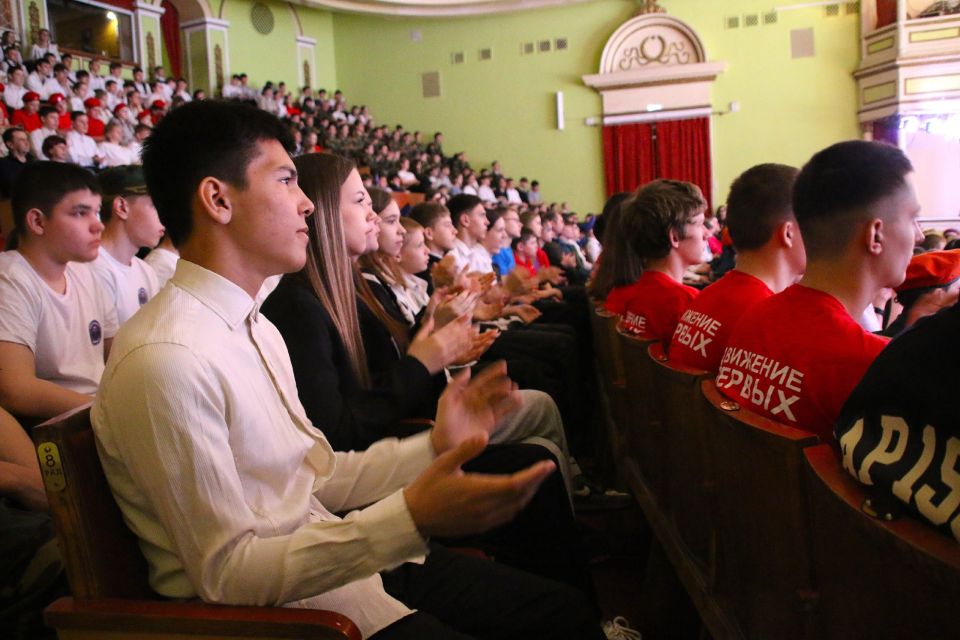 � ��������� ������ �������� ���� ����� �������� ������-��������������� ������� ���� � �������������� ����� �������� 2.0�