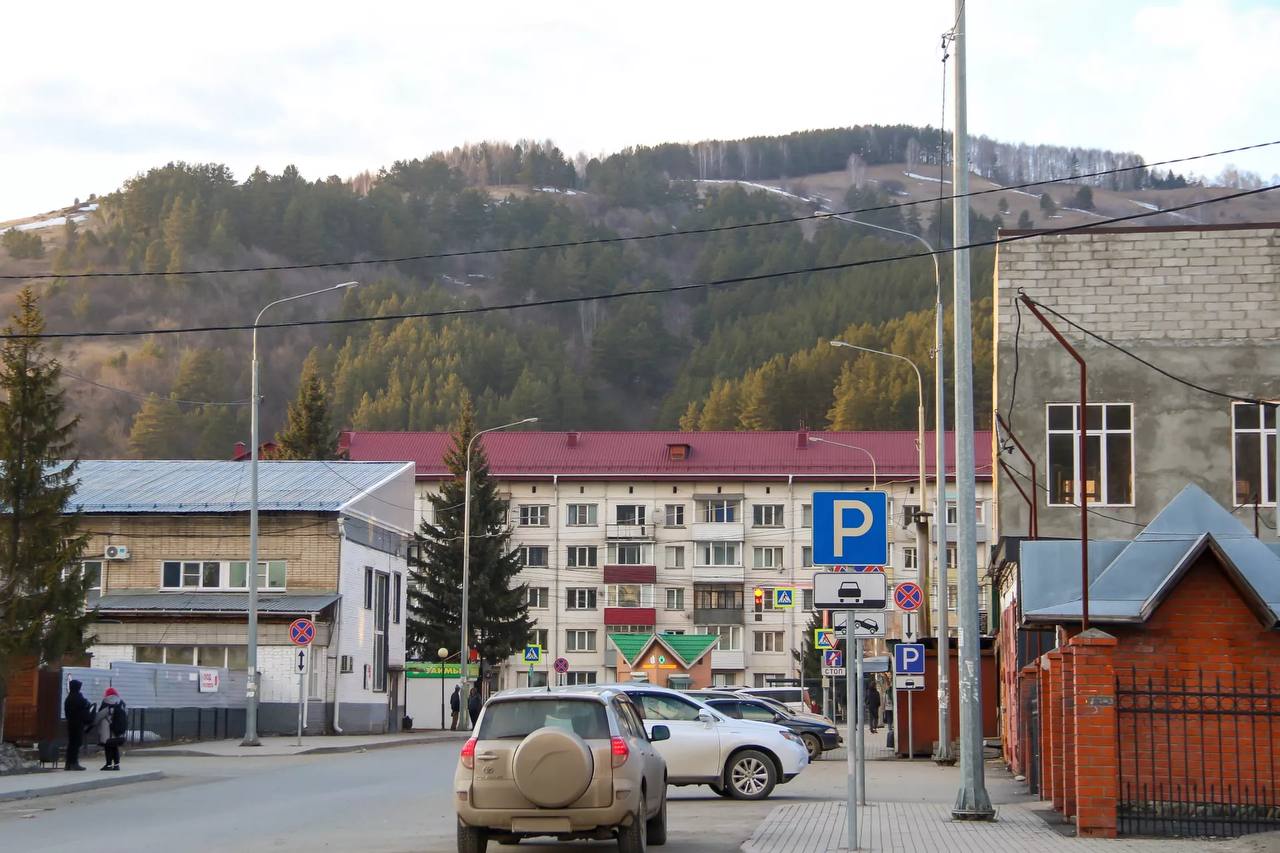 Горно-Алтайск встречает весну Горно-Алтайск встречает весну