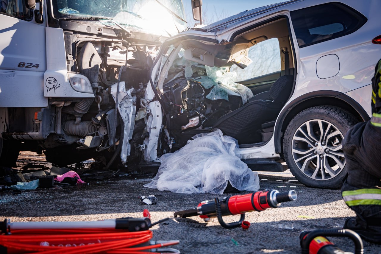 Еще кадры с места ДТП от пожарного репортёра Владимира Игнатова Еще кадры с места ДТП от пожарного репортёра Владимира Игнатова