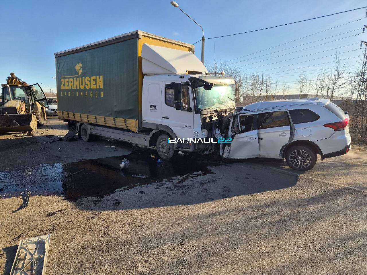 ДТП с погибшим на улице Трактовой ДТП с погибшим на улице Трактовой