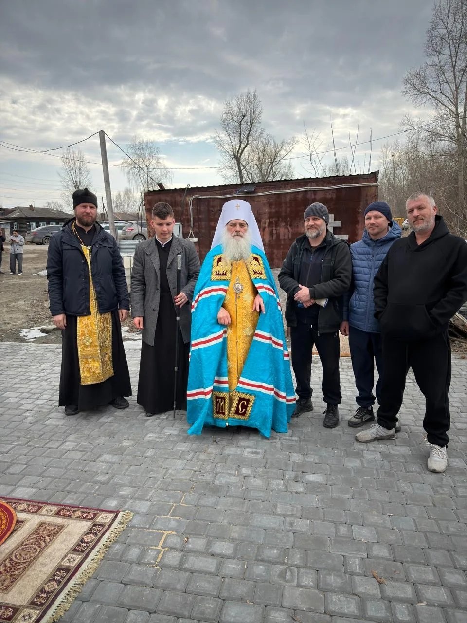 барнаульском поселке Затон освятили колокола для храма Марии Магдалины