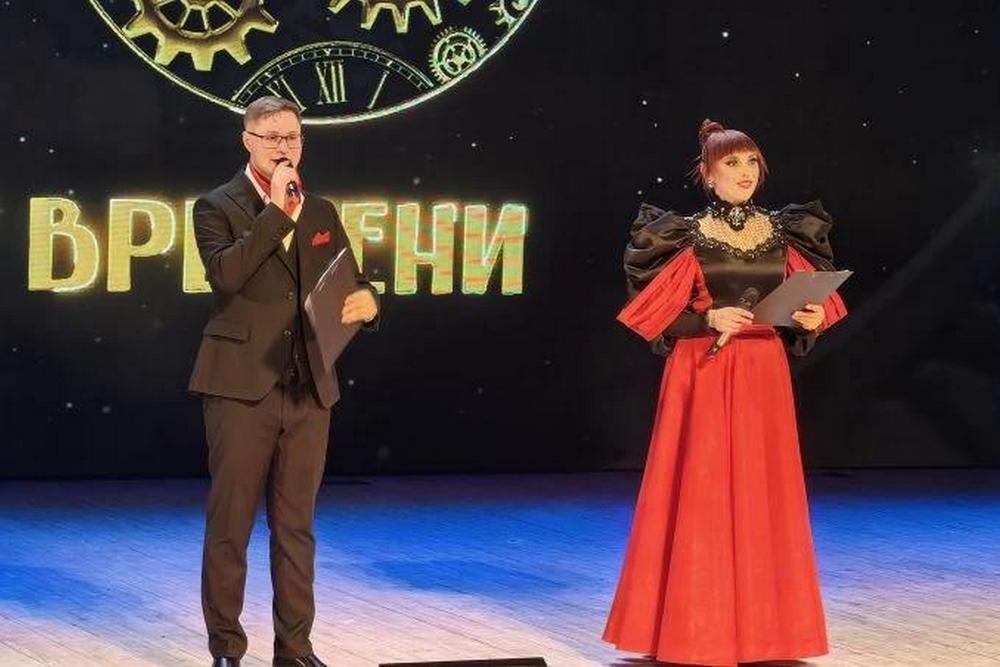 Алтайскому краевому дворцу творчества детей и молодежи – 90 лет