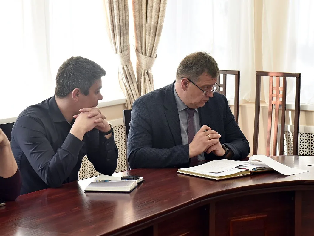 В Барнауле утвердили график движения общественного транспорта к городским кладбищам на Родительский день В Барнауле утвердили график движения общественного транспорта к городским кладбищам на Родительский день