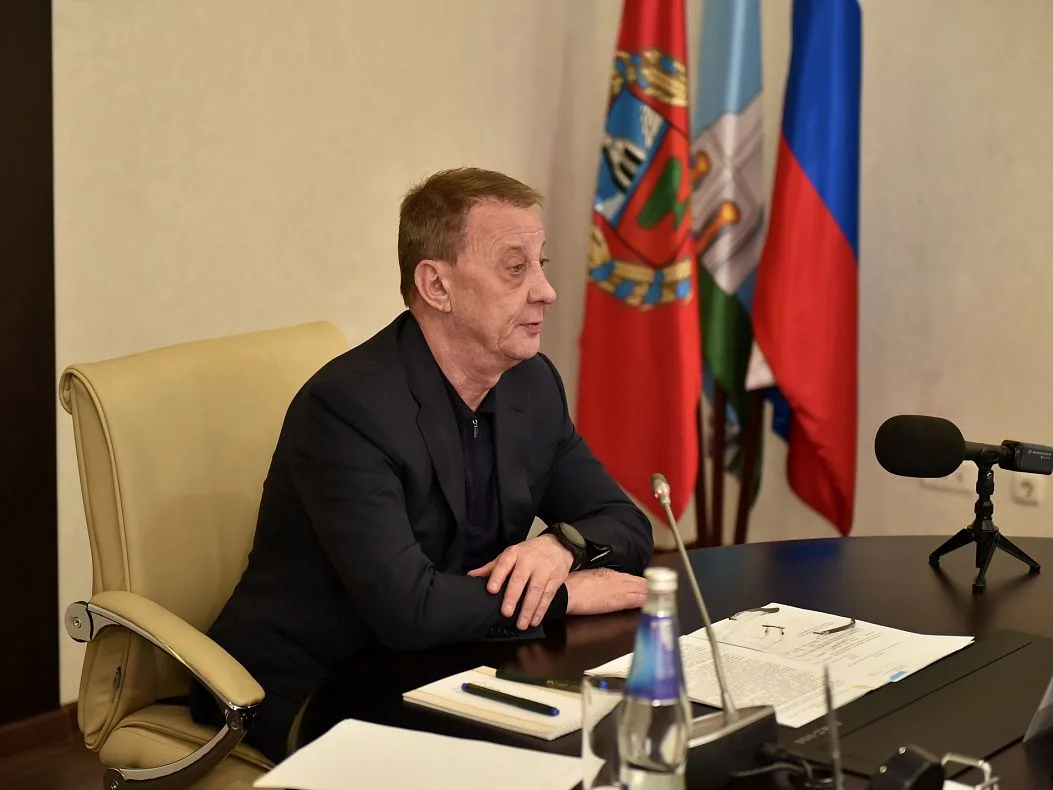 Благоустройство города в весенне-летний период обсудили в администрации Барнаула Благоустройство города в весенне-летний период обсудили в администрации Барнаула