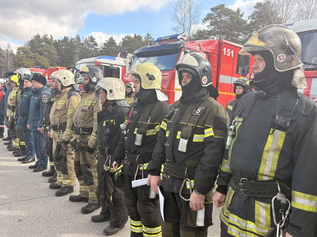 В Барнауле провели штабную тренировку по тушению лесных пожаров В Барнауле провели штабную тренировку по тушению лесных пожаров