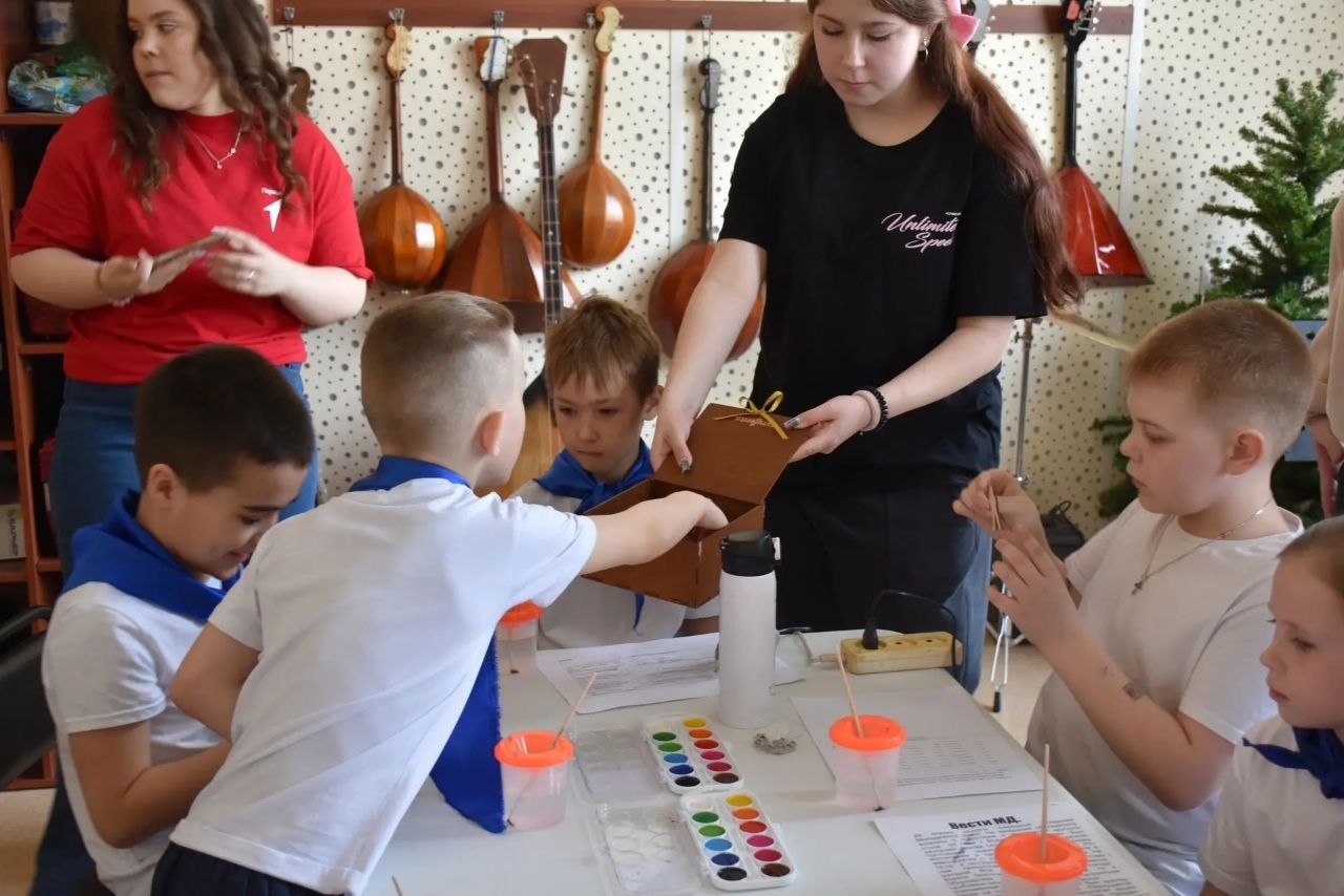 На Алтае транспортные полицейские приняли участие в военно-патриотической игре «Зарница 2.0» На Алтае транспортные полицейские приняли участие в военно-патриотической игре «Зарница 2.0»