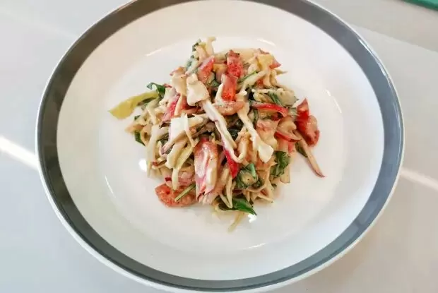 Сочный салат с авокадо: зарядите свой день витаминами