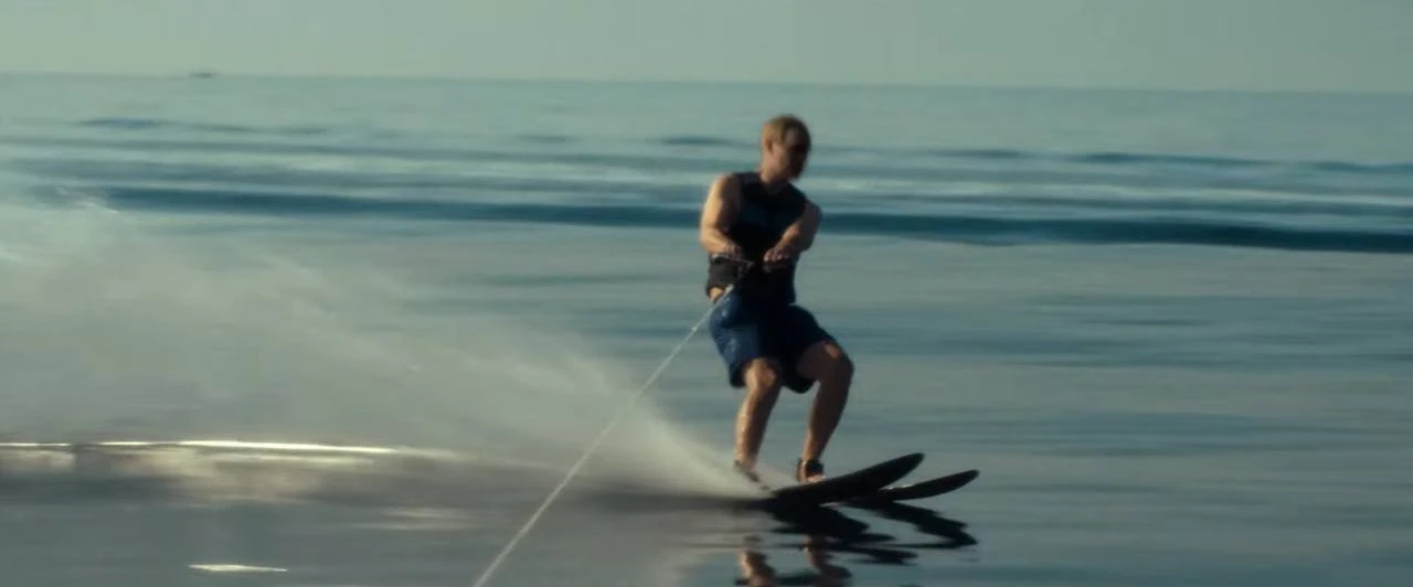 Кадры из нового тизера фильма «Кремлевский волшебник», где Джуд Лоу сыграл Владимир Путина Кадры из нового тизера фильма «Кремлевский волшебник», где Джуд Лоу сыграл Владимир Путина