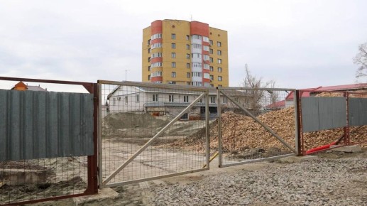 В Барнауле возобновили подготовку к строительству жилья на месте бывшего канифольного завода