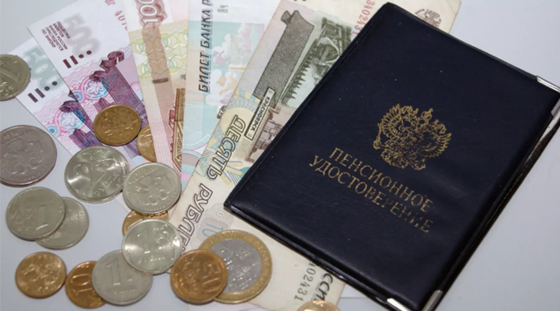 Злоумышленники активизировали схему обмана пожилых граждан, представляясь сотрудниками Социального фонда России