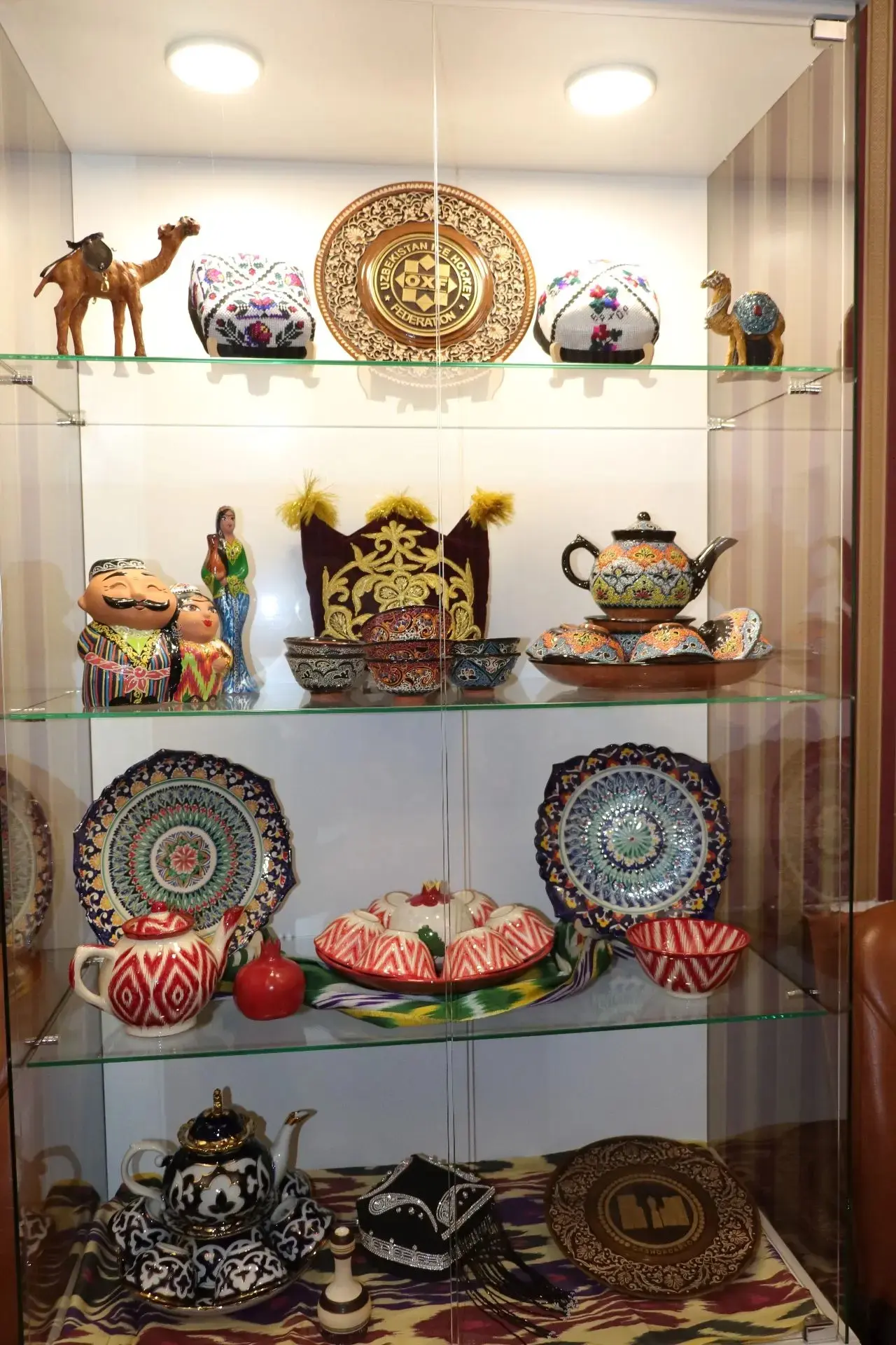 В Алтайском крае впервые представили культурный и туристический потенциал Узбекистана В Алтайском крае впервые представили культурный и туристический потенциал Узбекистана