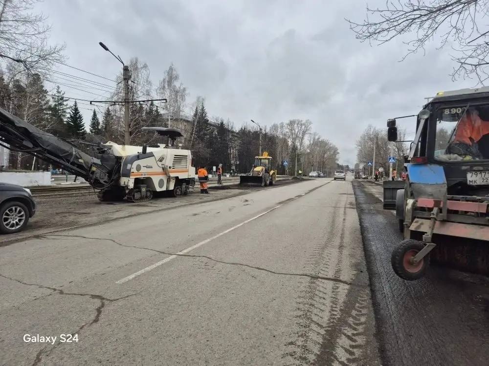 Виктор Щигрев: Дорожные службы перешли к активной стадии локально-ямочного ремонта Виктор Щигрев: Дорожные службы перешли к активной стадии локально-ямочного ремонта