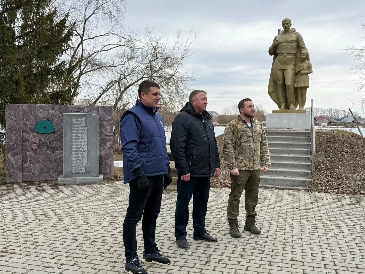 Барнаульские депутаты и жители вместе решают городские задачи — от благоустройства до социальной помощи Барнаульские депутаты и жители вместе решают городские задачи — от благоустройства до социальной помощи