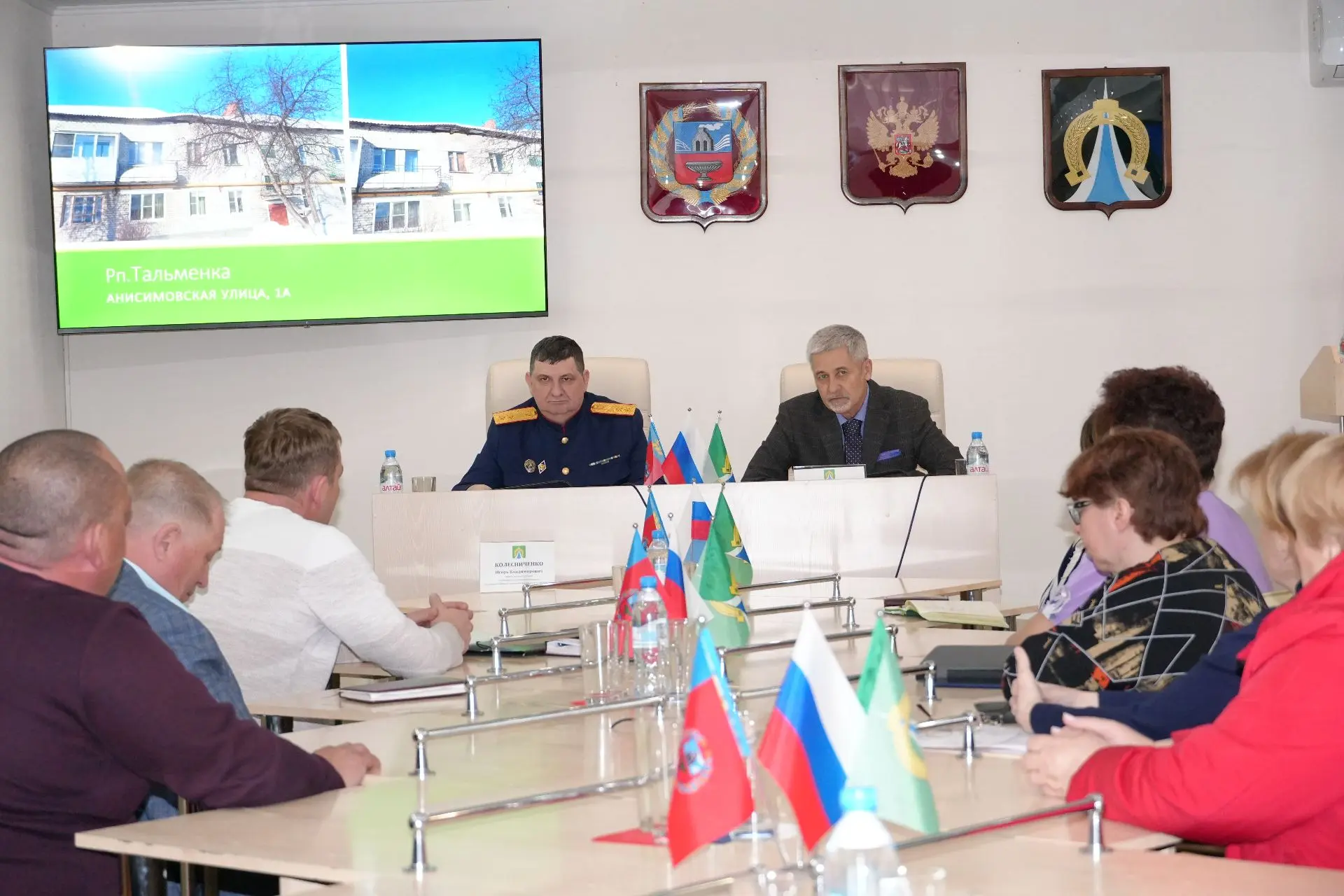 Руководитель следственного управления СК России по Алтайскому краю провел выездной личный прием граждан в Тальменском районе Руководитель следственного управления СК России по Алтайскому краю провел выездной личный прием граждан в Тальменском районе